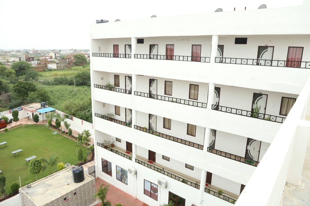 Hotel Anokhi Bharatpur Buitenkant foto